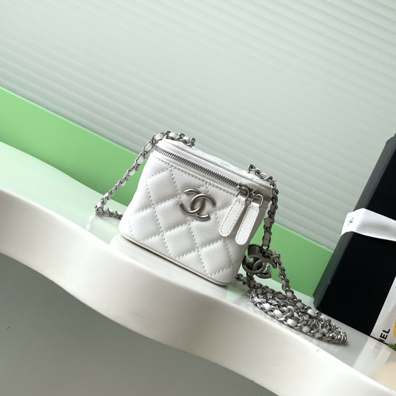 Ch**el cosmetic bags